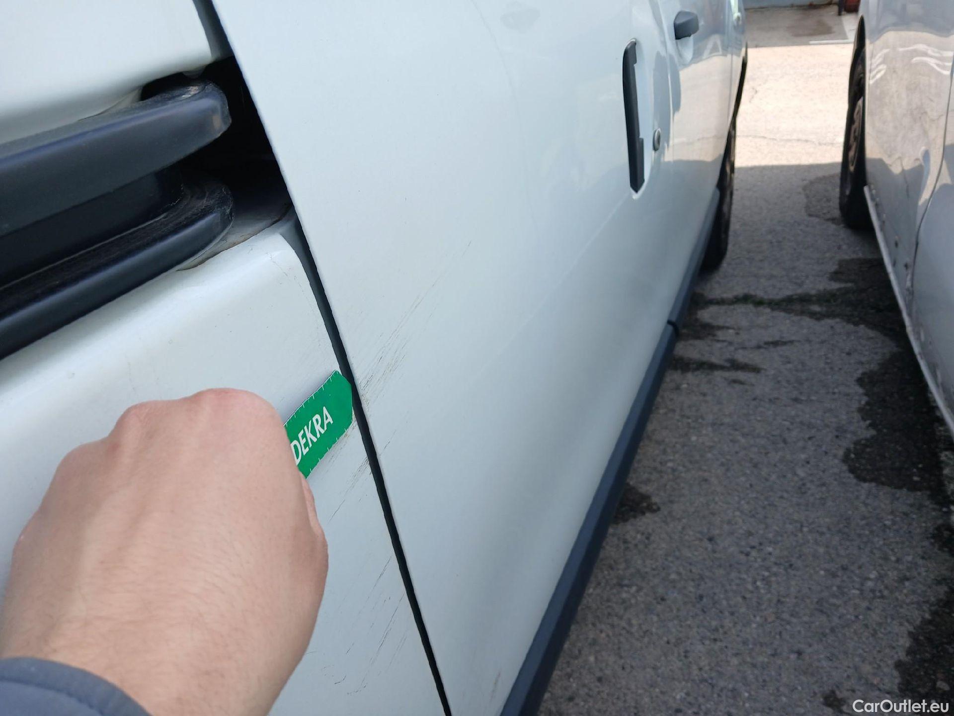  Dacia  Dokker DACIA  / 2013 / 4P / furgón derivado de turismo Van Essential 1.6 80kW (110CV) GLP #35