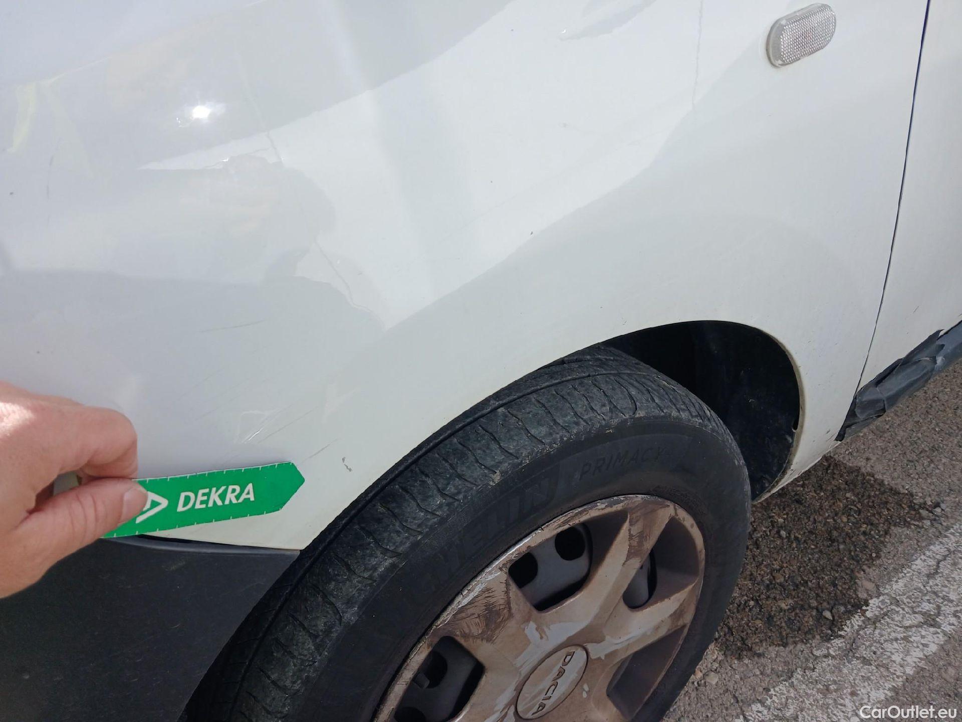  Dacia  Dokker DACIA  / 2013 / 4P / furgón derivado de turismo Van Essential 1.6 80kW (110CV) GLP #7