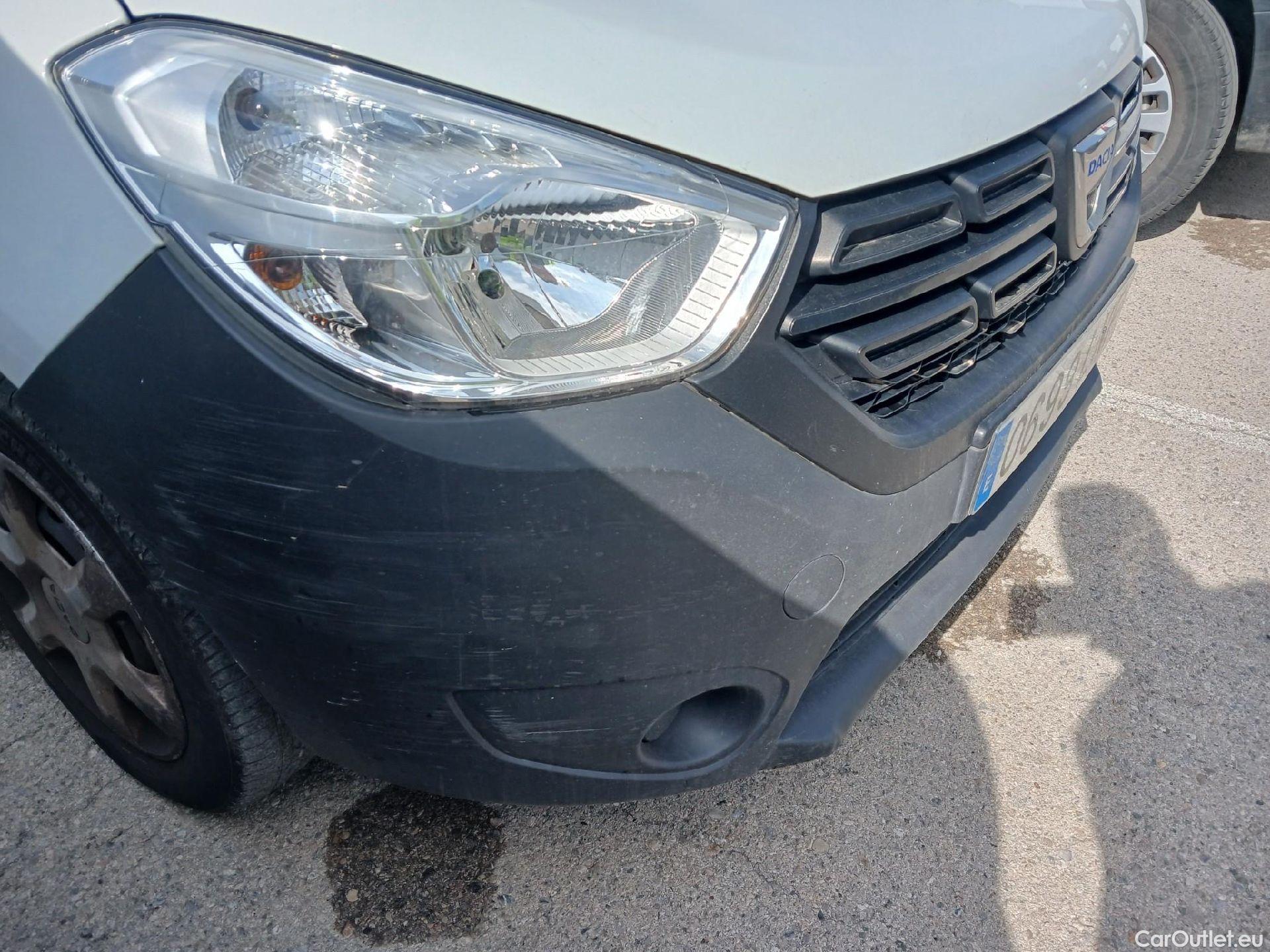  Dacia  Dokker DACIA  / 2013 / 4P / furgón derivado de turismo Van Essential 1.6 80kW (110CV) GLP #2