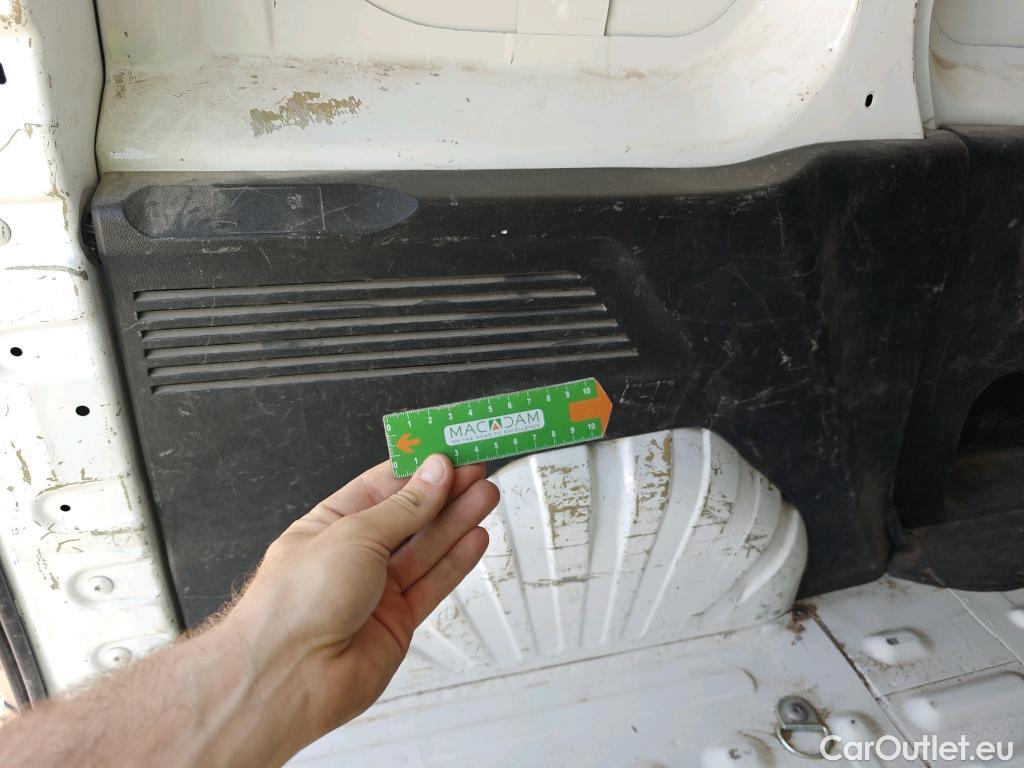  Opel  Combo OPEL  / 2018 / 3P / furgón derivado de turismo 1.6 TD 55kW (75CV) Express L H1 650kg #25