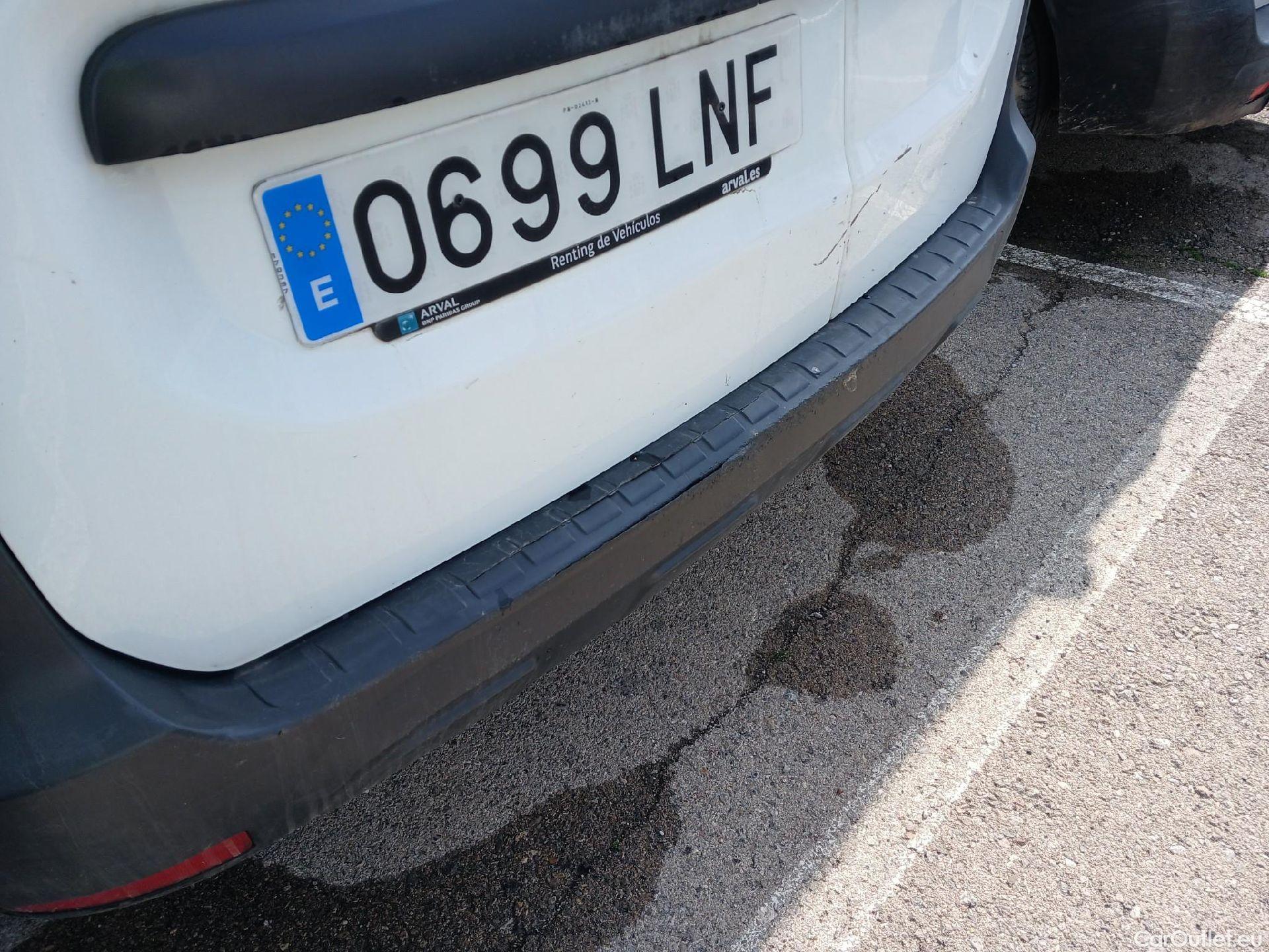  Dacia  Dokker DACIA  / 2013 / 4P / furgón derivado de turismo Van Essential 1.6 80kW (110CV) GLP #22