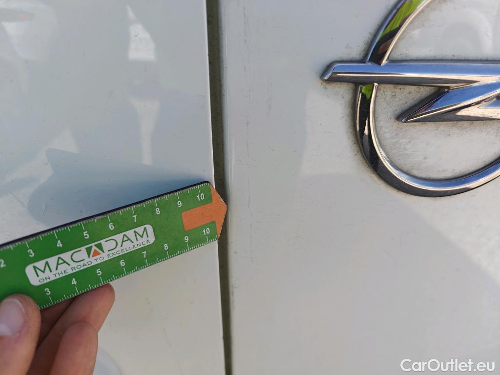  Opel  Combo OPEL  / 2018 / 3P / furgón derivado de turismo 1.6 TD 55kW (75CV) Express L H1 650kg #72