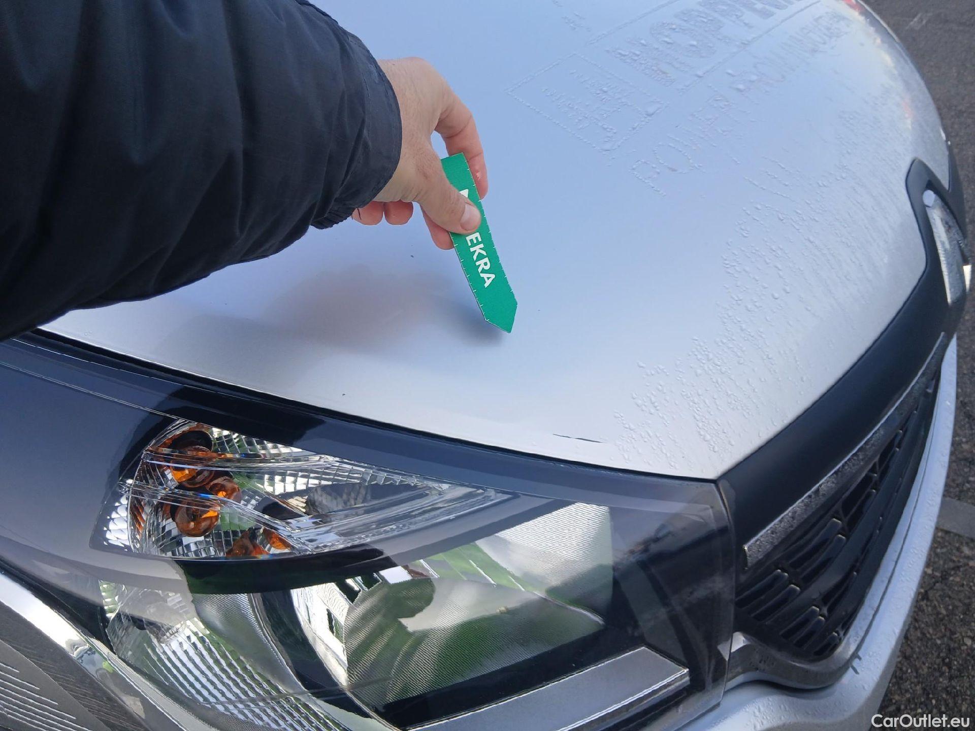  Renault  Trafic RENAULT  / 2019 / 4P / furgón Furgón 27 L1H1 Energy BluedCi 88 kW #1