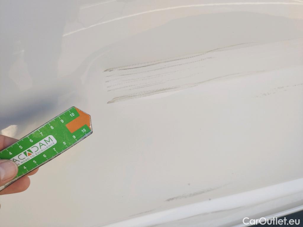  Land Rover  Discovery VOLKSWAGEN Transporter / 2020 / 4P / furgón Furgón Corto TN 2.0 TDI 81kW (110CV) #2