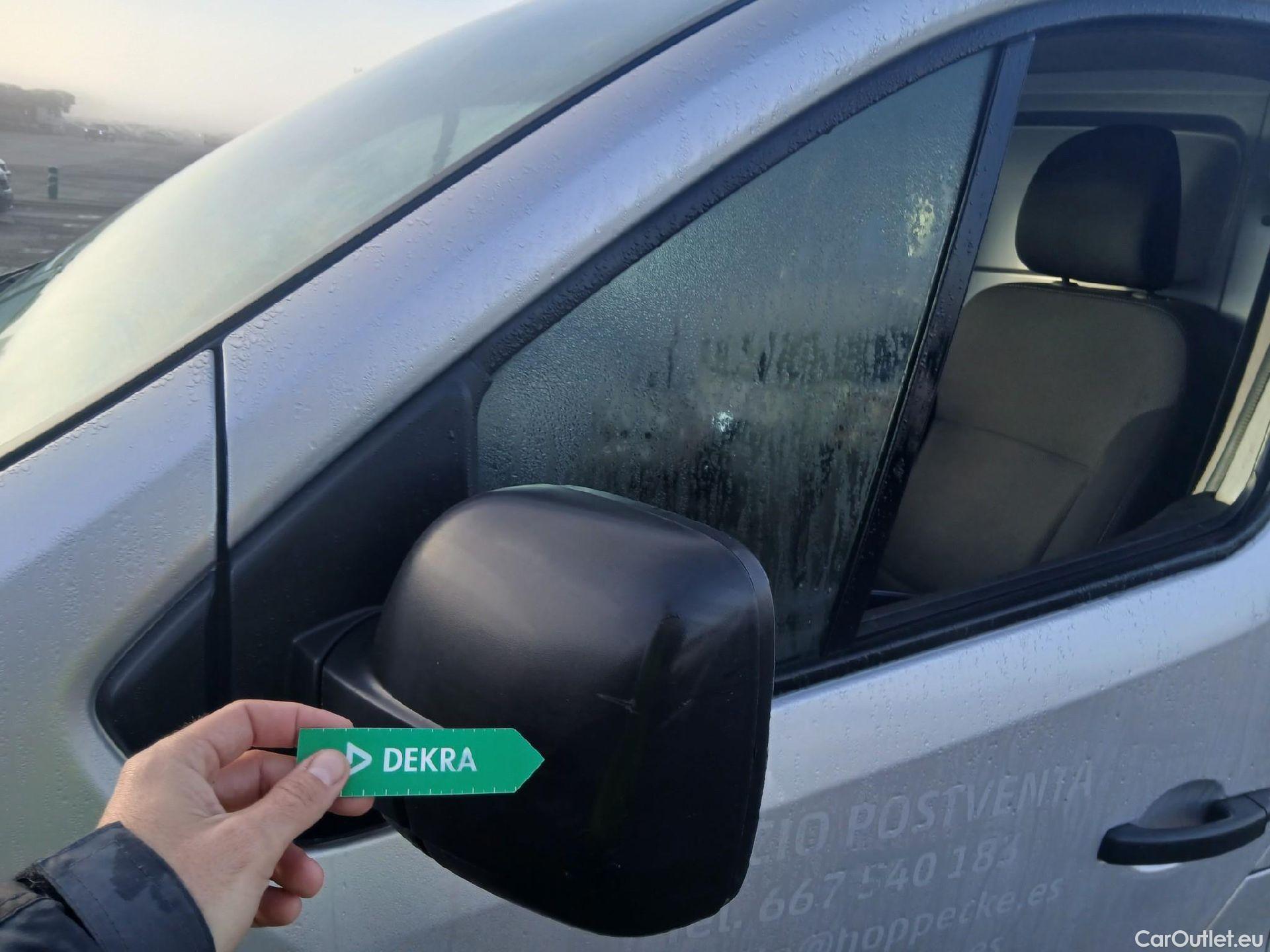  Renault  Trafic RENAULT  / 2019 / 4P / furgón Furgón 27 L1H1 Energy BluedCi 88 kW #14