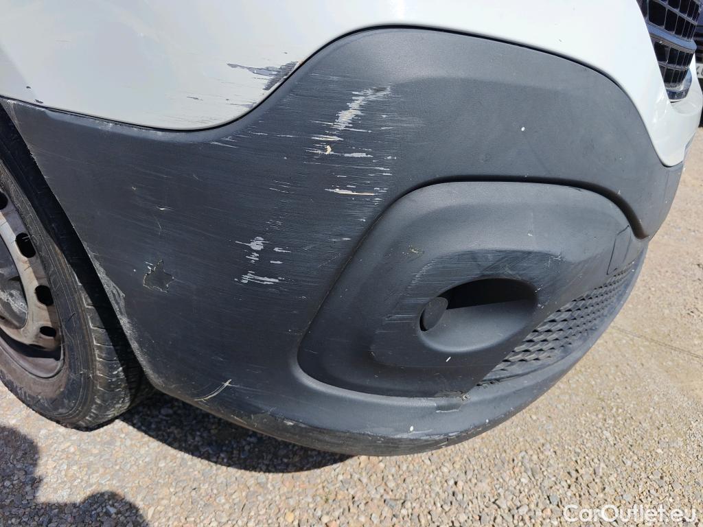  Renault  Trafic RENAULT  / 2019 / 4P / furgón Furgón 27 L1H1 Energy BluedCi 88 kW #36