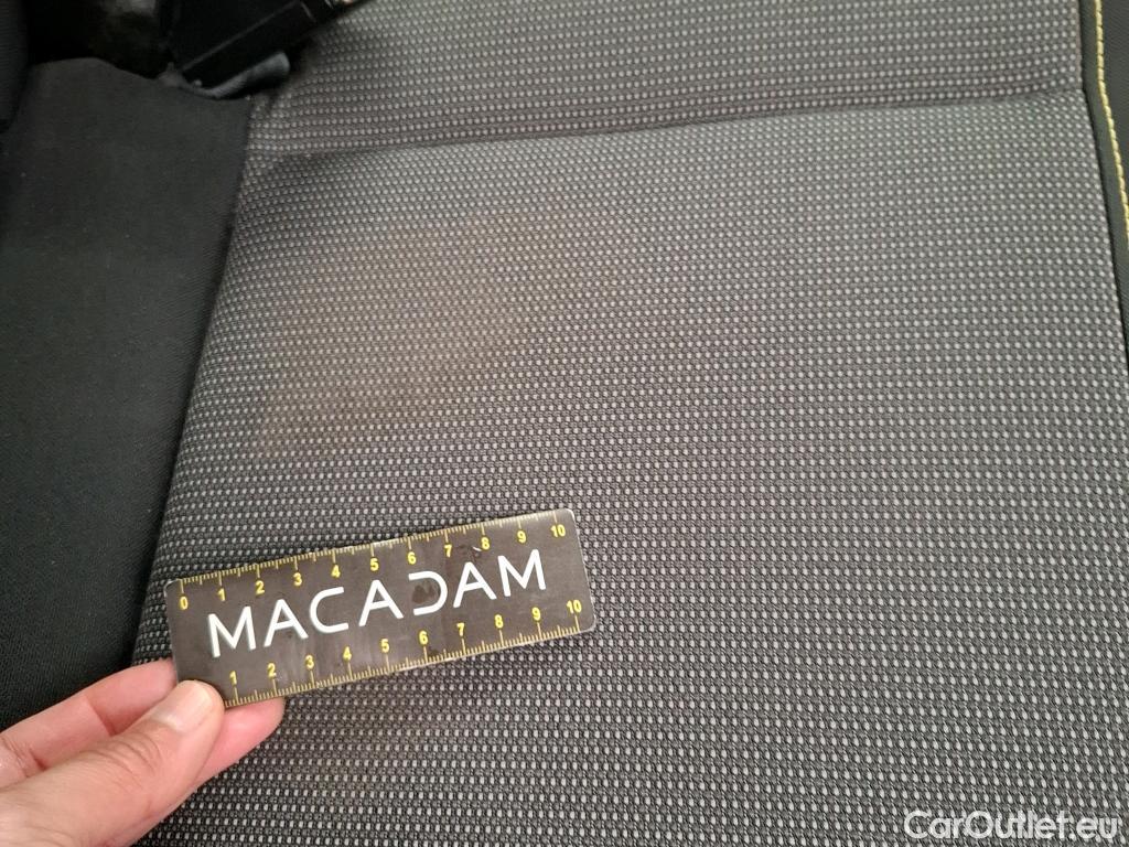  Citroen  C3 CITROEN  / 2016 / 5P / Berline PureTech 110 S&S BVM6 Feel #6