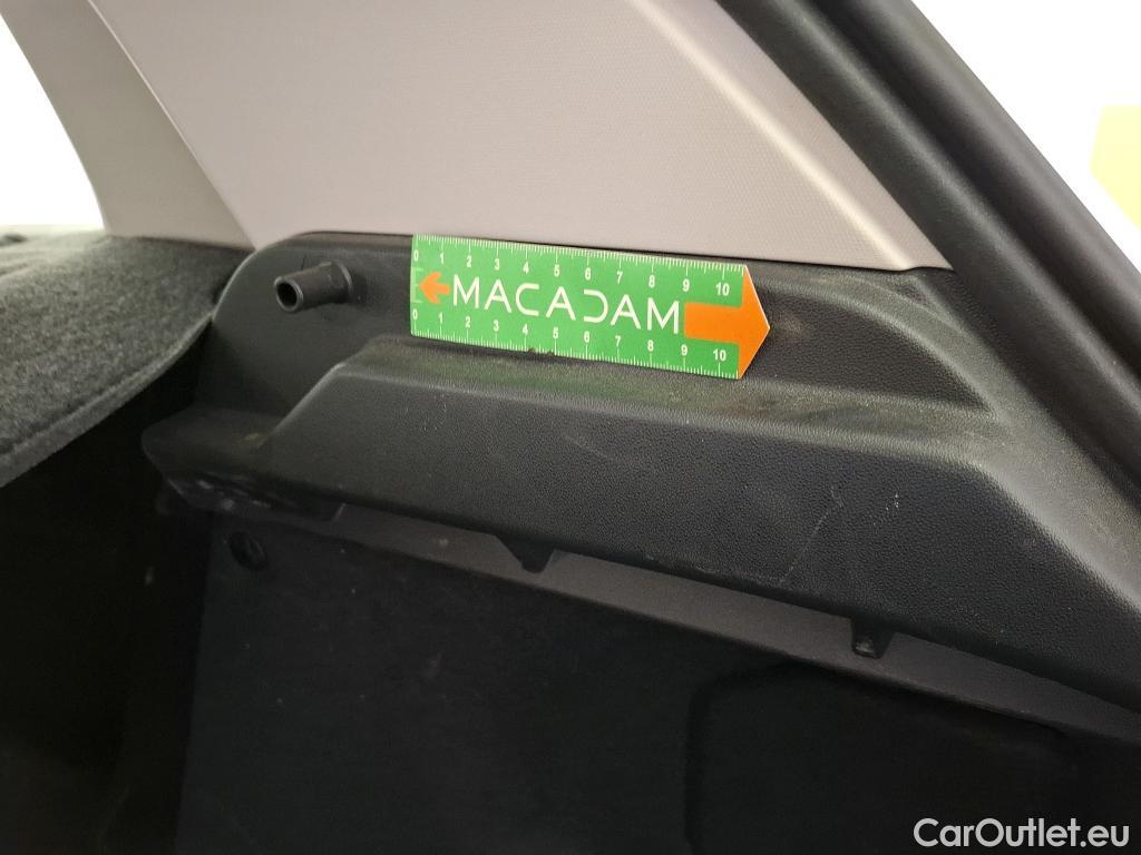  Citroen  C3  Société Feel Nav 1.2 PureTech 80CV BVM5 E6dT #4