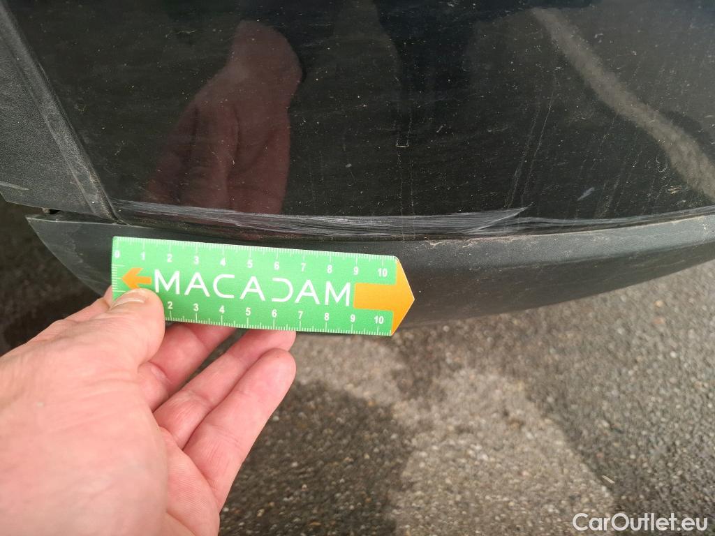  Ford  Kuga FORD  / 2019 / 5P / SUV 2.5 190 hybrid Flexifuel Pshift Titanium #8