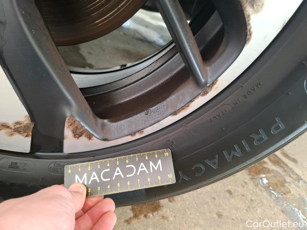  DS  DS7 DS DS 7 Crossback  2017  5P  SUV BlueHDi 130 Auto Executive #14