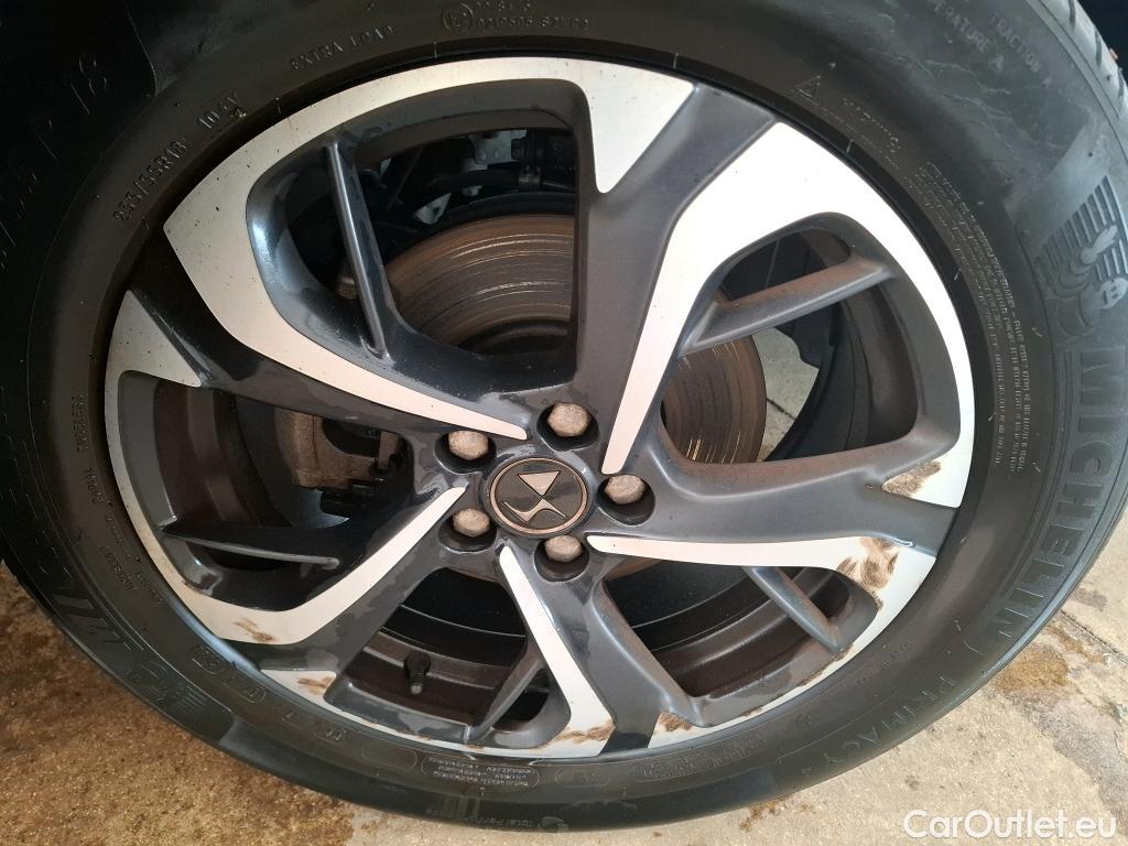  DS  DS7 DS DS 7 Crossback  2017  5P  SUV BlueHDi 130 Auto Executive #12