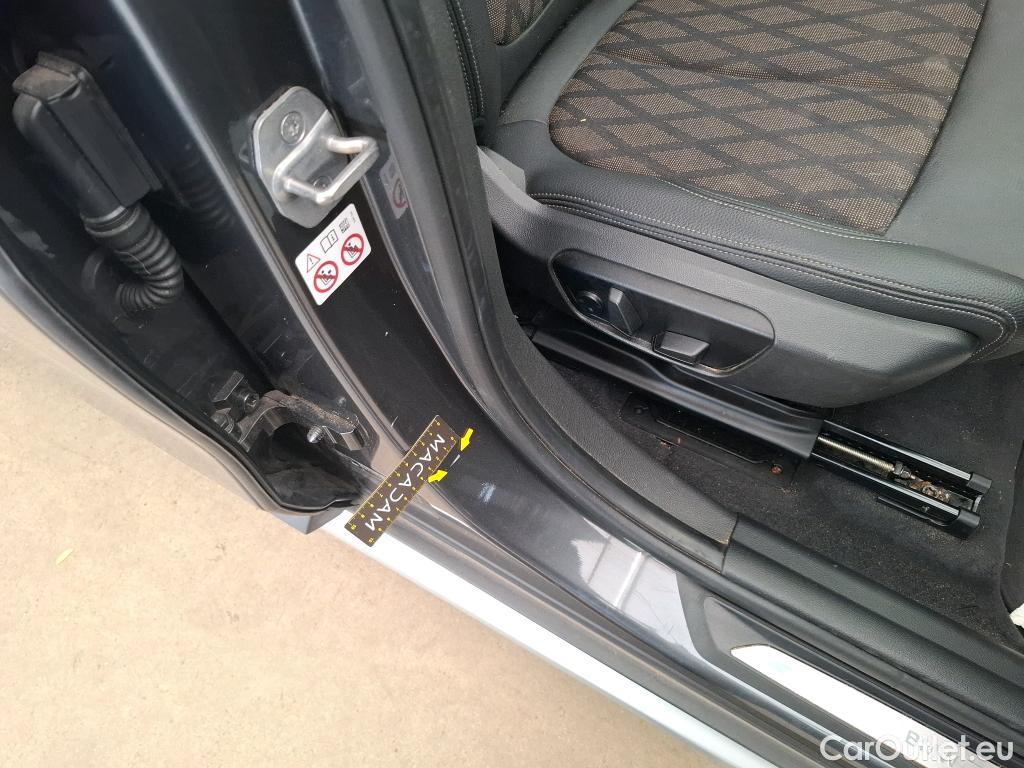  Bmw  X1 Série  sDrive 18 i xLine 1.5 140CV BVA7 E6dT #43