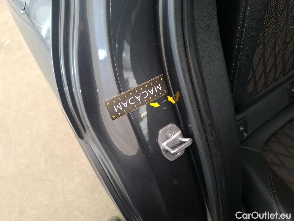  Bmw  X1 Série  sDrive 18 i xLine 1.5 140CV BVA7 E6dT #47