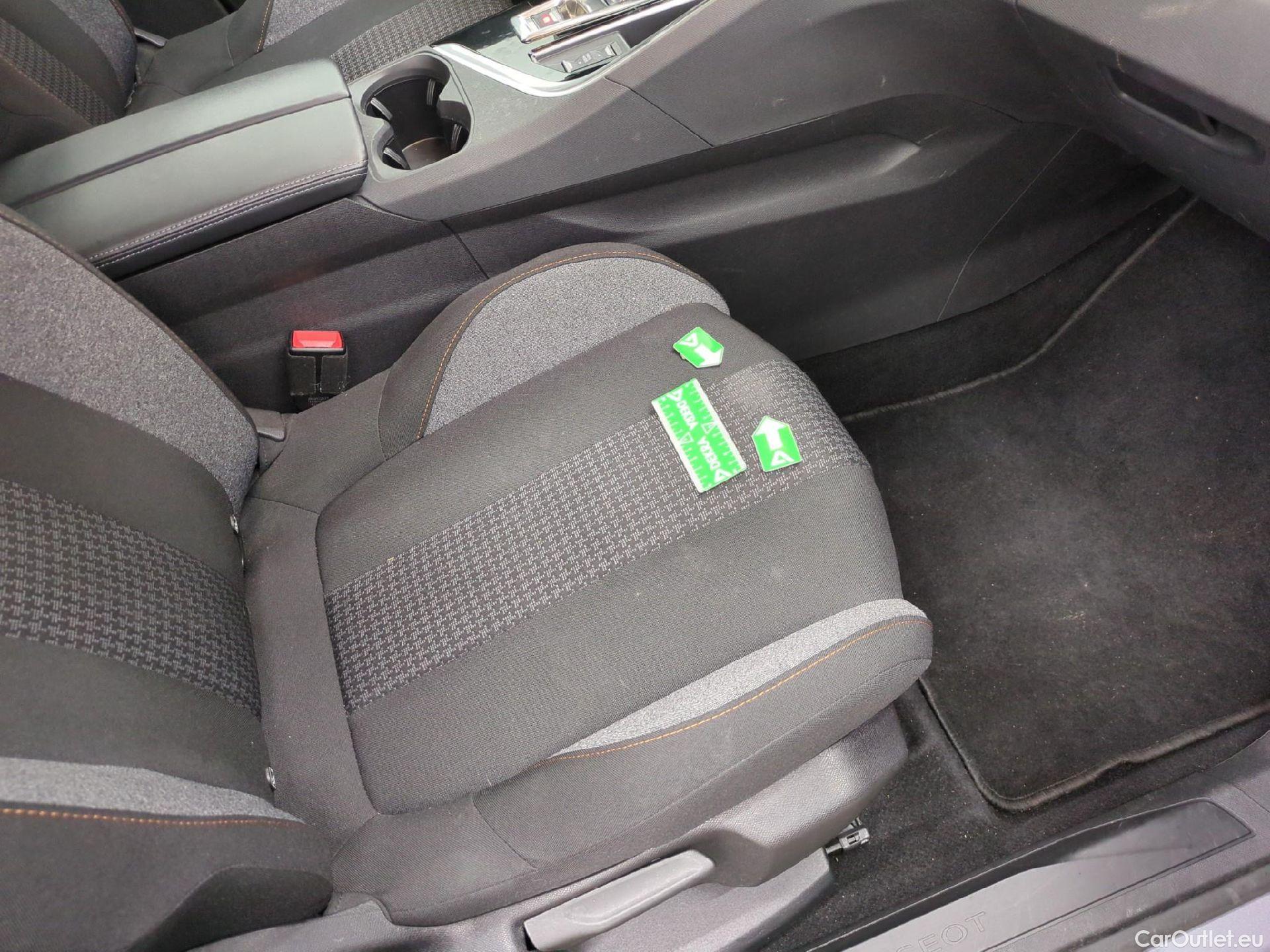  Peugeot  3008  Active Pack 1.2 PureTech 130CV BVA8 E6d #6