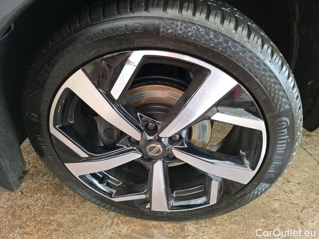  Nissan  Qashqai NISSAN  5p Crossover 1.2 DIG-T 115 Xtronic Tekna #28