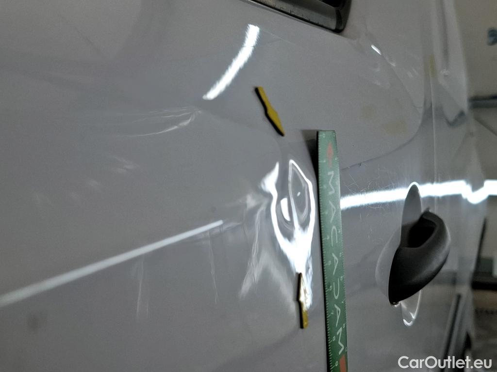  Renault  Kangoo  Express Maxi Extra (Série Spéciale) 1.5 dCi 90CV BVM5 E6 #49