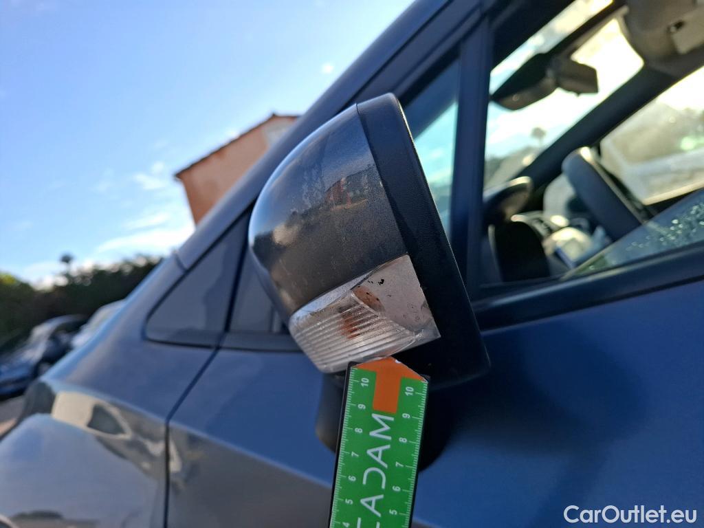  Nissan  Micra NISSAN  / 2016 / 5P / Berline IG-T 92 Business Edition #2