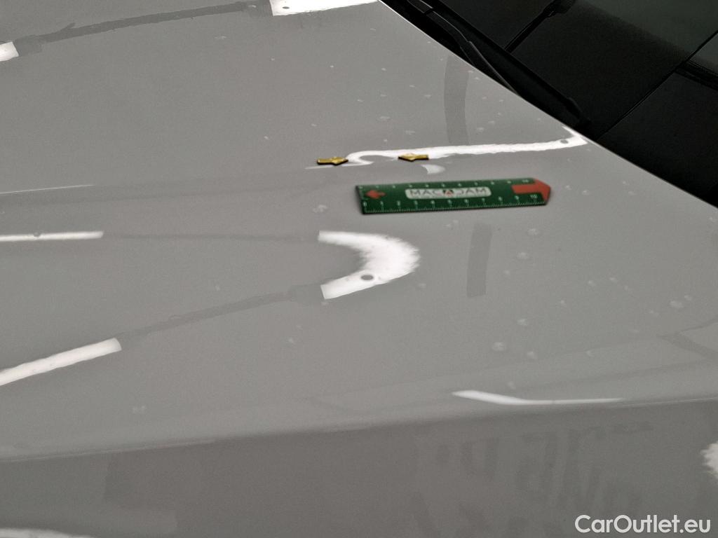  Volkswagen  Golf  VOLKSWAGEN / 2020 / 5P / Berline 1.5 eTSI OPF 150 DSG7 Style #11