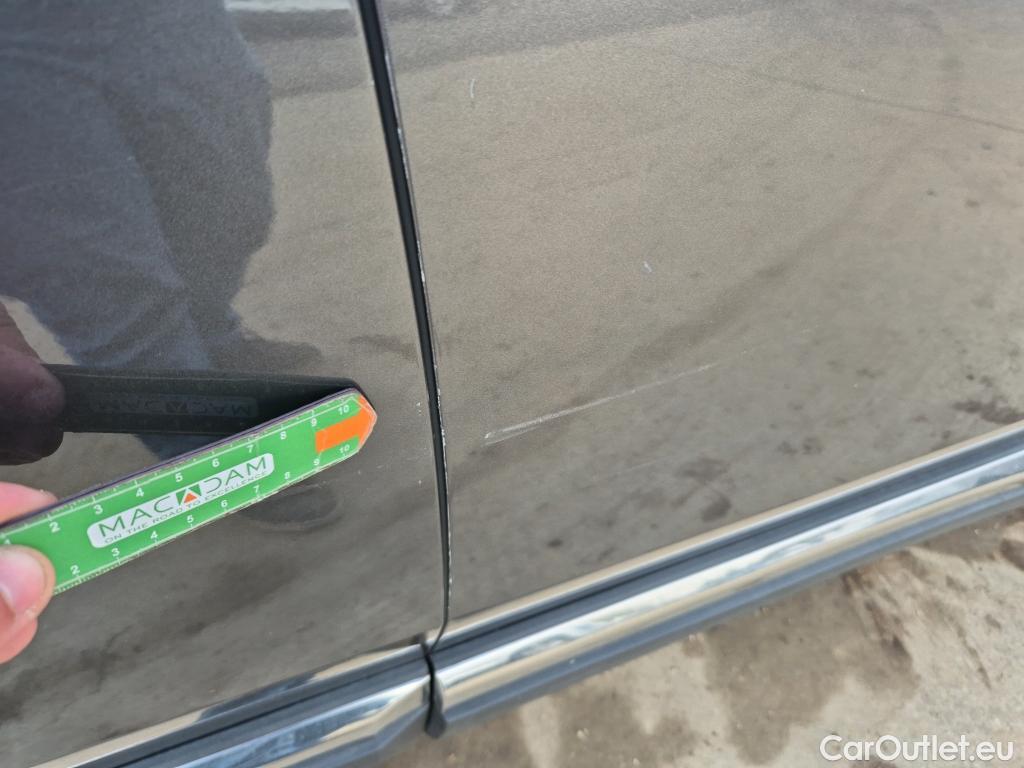  Peugeot  3008 PEUGEOT  Hybrid / 2020 / 5P / todoterreno 225 e-EAT8 Allure (AC2) #17