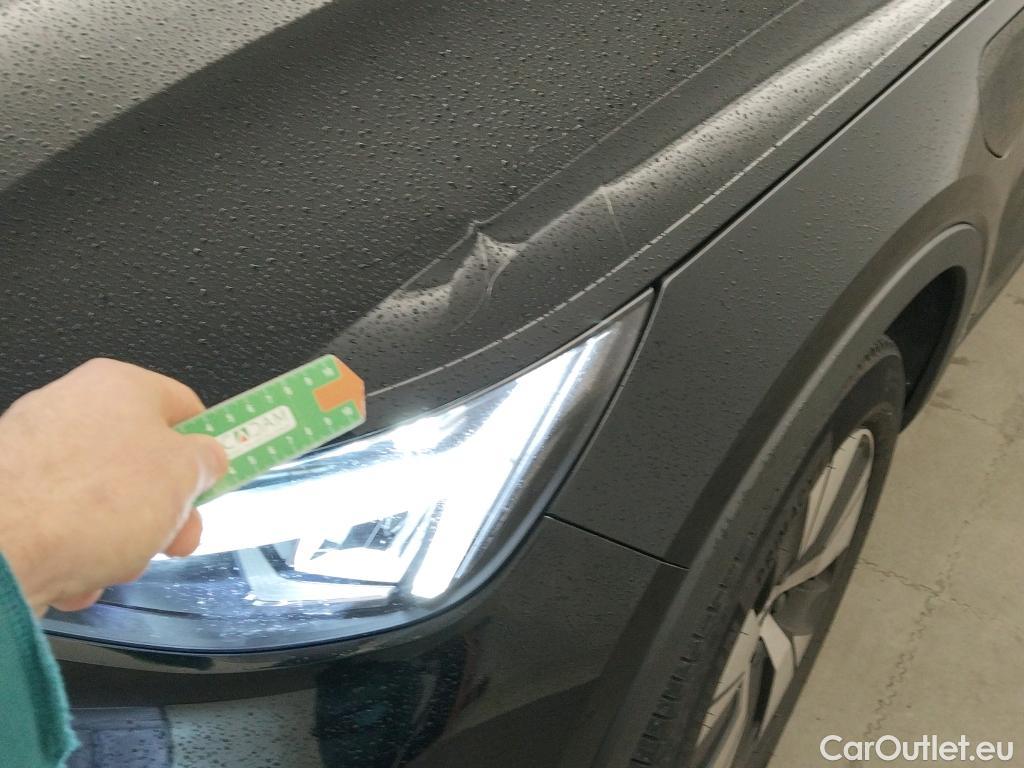  Volvo  XC 40 VOLVO XC40 / 2021 / 5P / todoterreno 1.5 T4 Recharge PHEV Core Auto #2