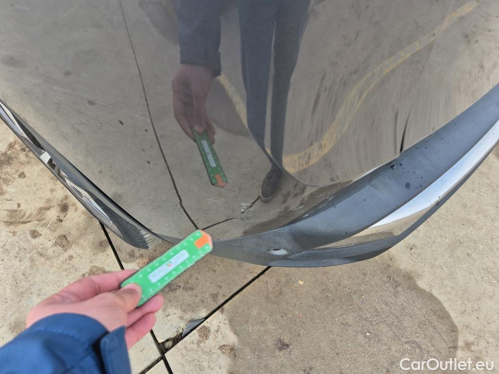  Peugeot  3008 PEUGEOT  Hybrid / 2020 / 5P / todoterreno 225 e-EAT8 Allure (AC2) #25