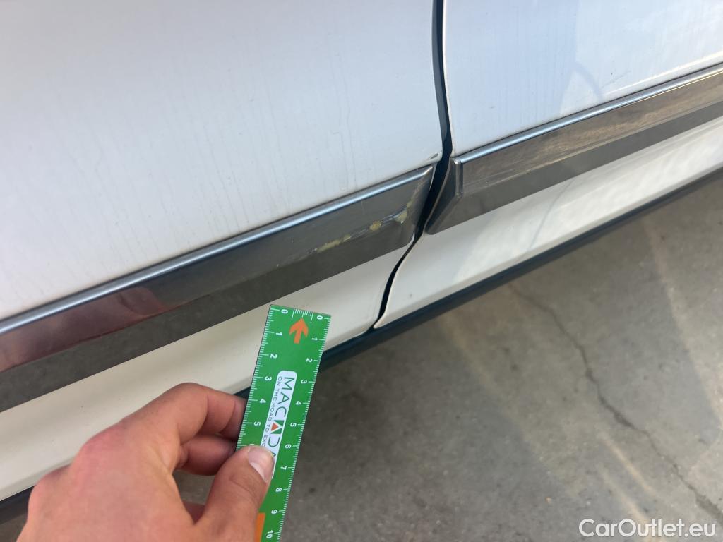  KIA  Niro KIA  / 2019 / 5P / crossover 1.6 GDi PHEV 104kW (141CV) Emotion #12