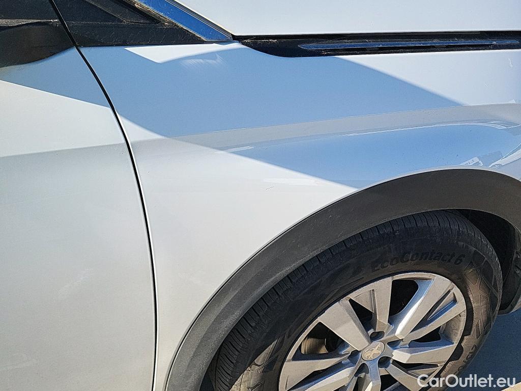  Peugeot  3008 PEUGEOT  / 2016 / 5P / todoterreno 1.5 BlueHDi 96kW (130CV) S&S Active (AC) #27