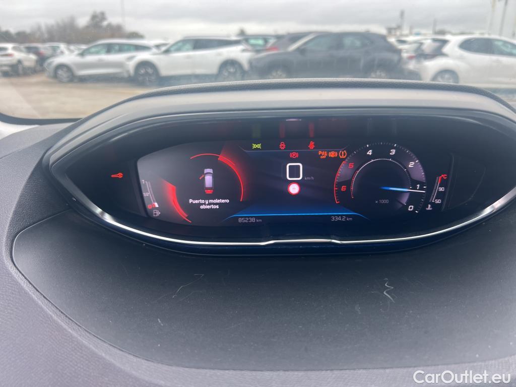  Peugeot  3008 PEUGEOT  / 2020 / 5P / todoterreno 1.5 BlueHDi 96kW (130CV) S&S Active Pack #42