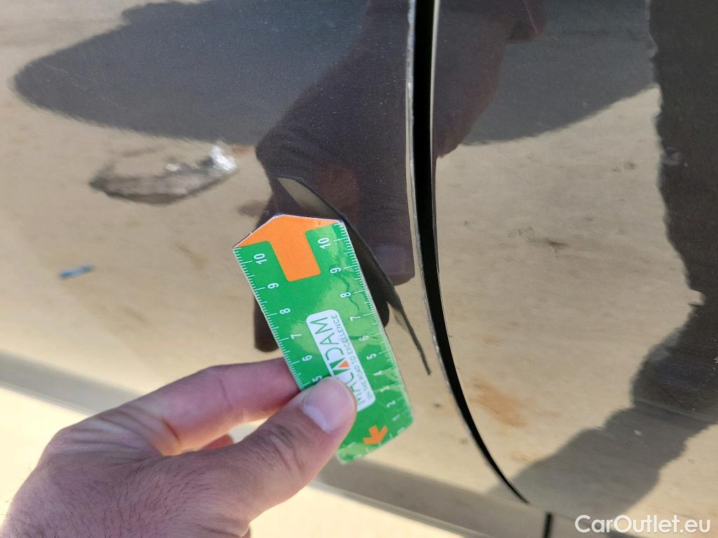  Volkswagen  Passat VOLKSWAGEN  / 2019 / 5P / familiar Variant Executive 2.0 TDI 110kW DSG #4