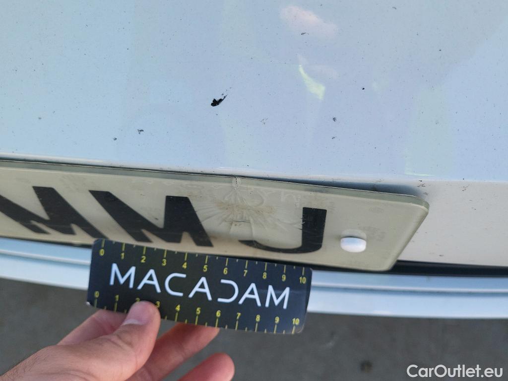  Volkswagen  Golf  VOLKSWAGEN / 2020 / 5P / berlina con portón Life 1.0 eTSI 81kW (110CV) DSG #15