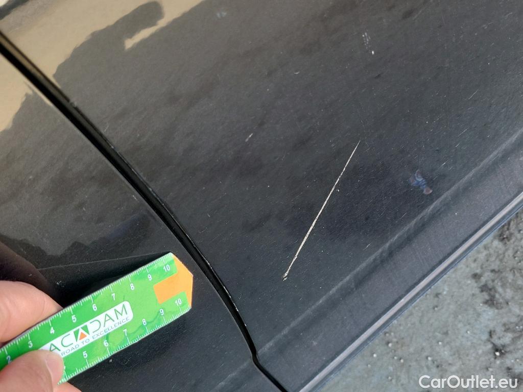  Volkswagen  Passat VOLKSWAGEN  / 2019 / 5P / familiar Variant Executive 2.0 TDI 110kW DSG #6