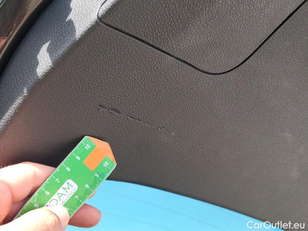  Volkswagen  Passat VOLKSWAGEN  / 2019 / 5P / familiar Variant Executive 2.0 TDI 110kW DSG #16