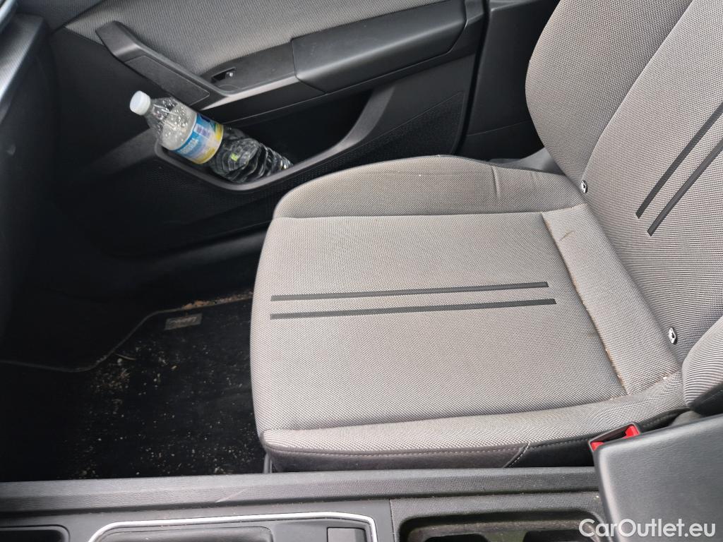  Seat  Leon SEAT Nuevo León / 2020 / 5P / familiar SP 2.0 TDI 85kW Style Go(SP) #36