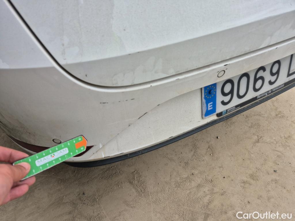  Seat  Leon SEAT Nuevo León / 2020 / 5P / familiar SP 2.0 TDI 85kW Style Go(SP) #19