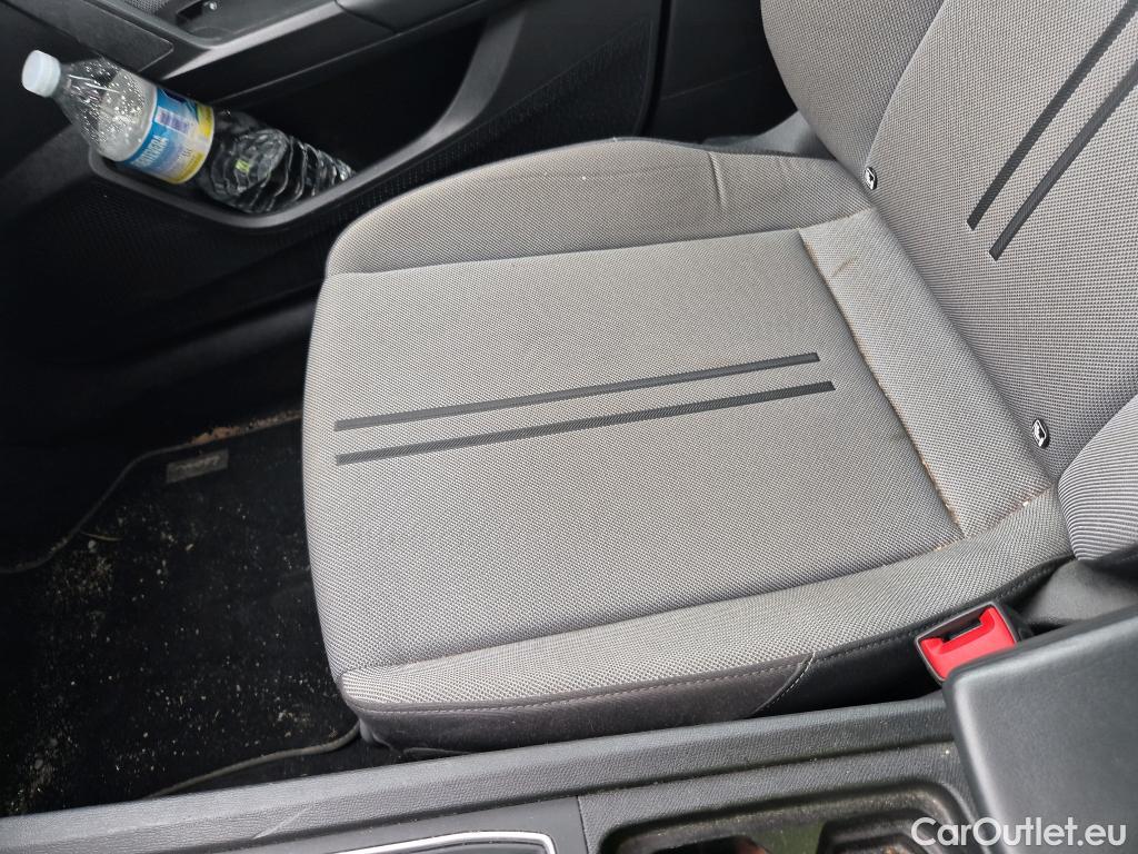  Seat  Leon SEAT Nuevo León / 2020 / 5P / familiar SP 2.0 TDI 85kW Style Go(SP) #1