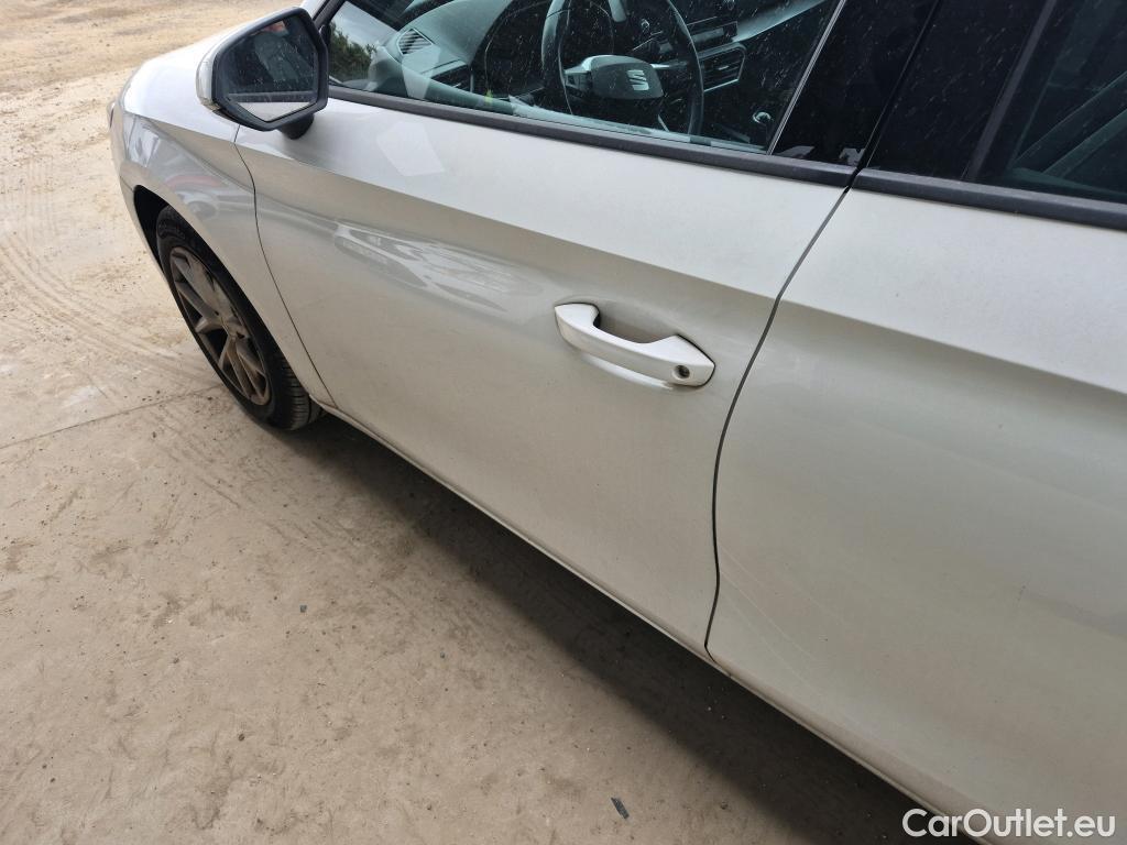  Seat  Leon SEAT Nuevo León / 2020 / 5P / familiar SP 2.0 TDI 85kW Style Go(SP) #10