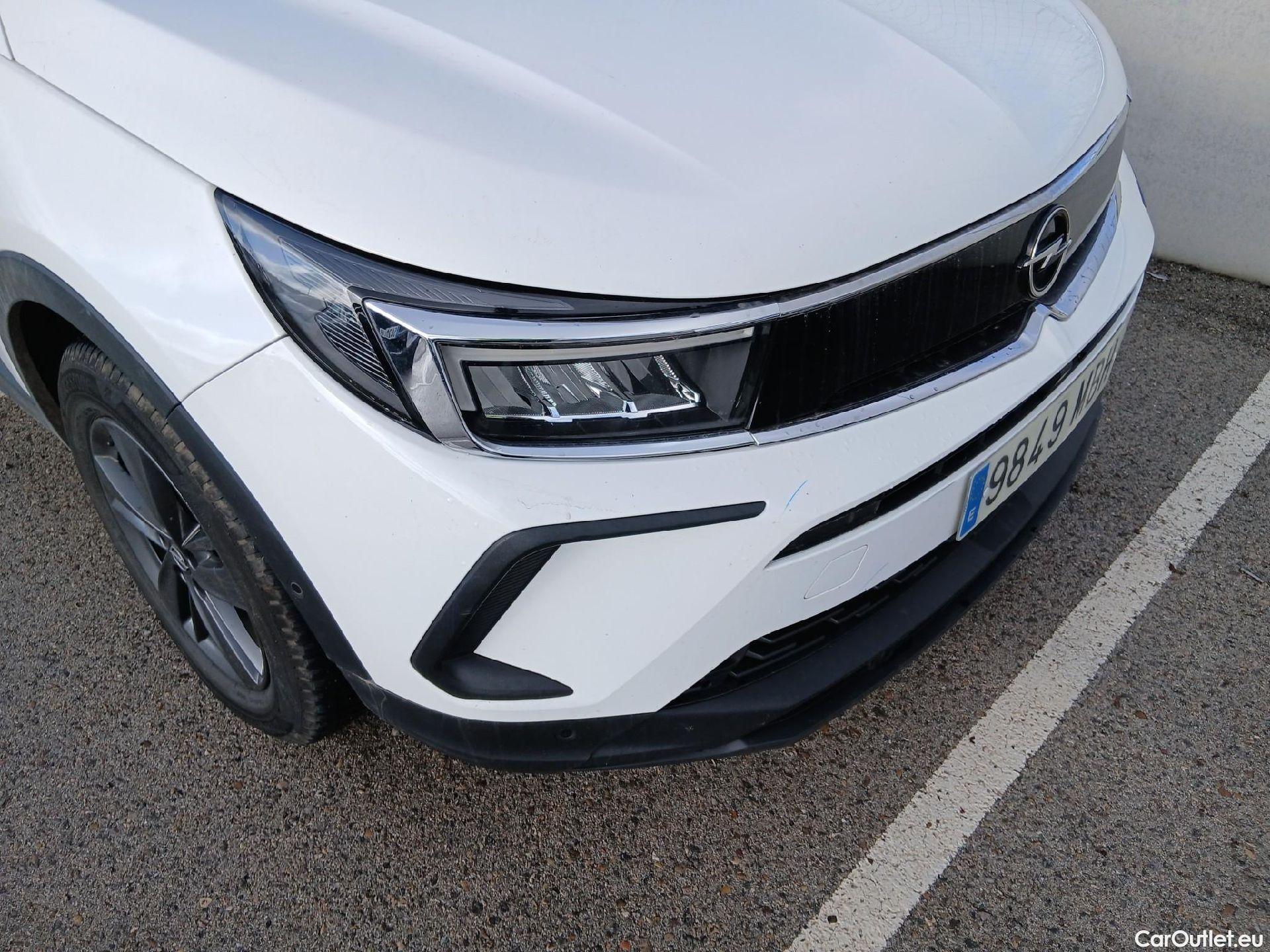  Opel   Grandland X OPEL Grandland / 2021 / 5P / todoterreno 1.5 CDTi Business Edition Auto #5