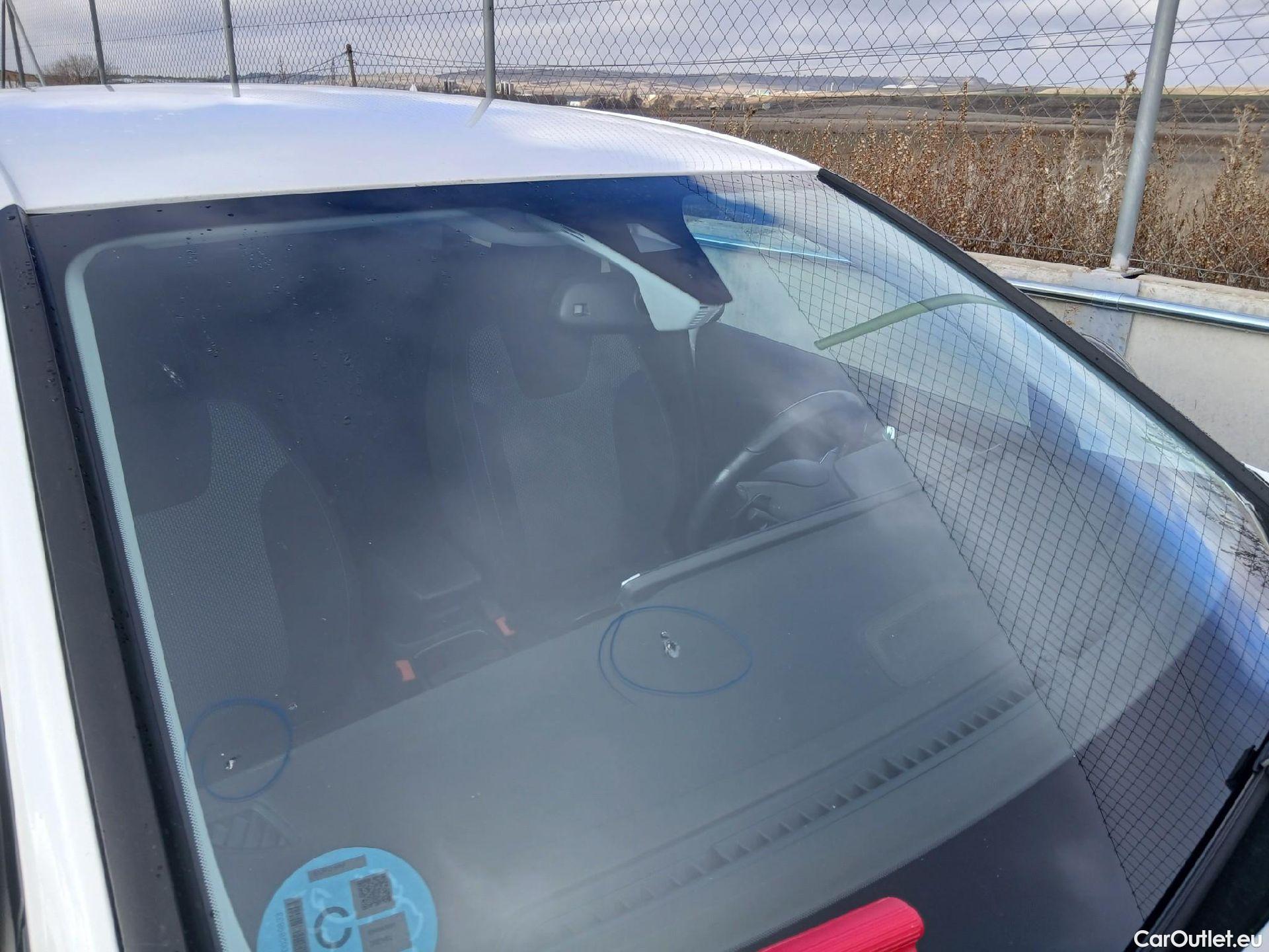  Opel   Grandland X OPEL Grandland / 2021 / 5P / todoterreno 1.5 CDTi Business Edition Auto #2