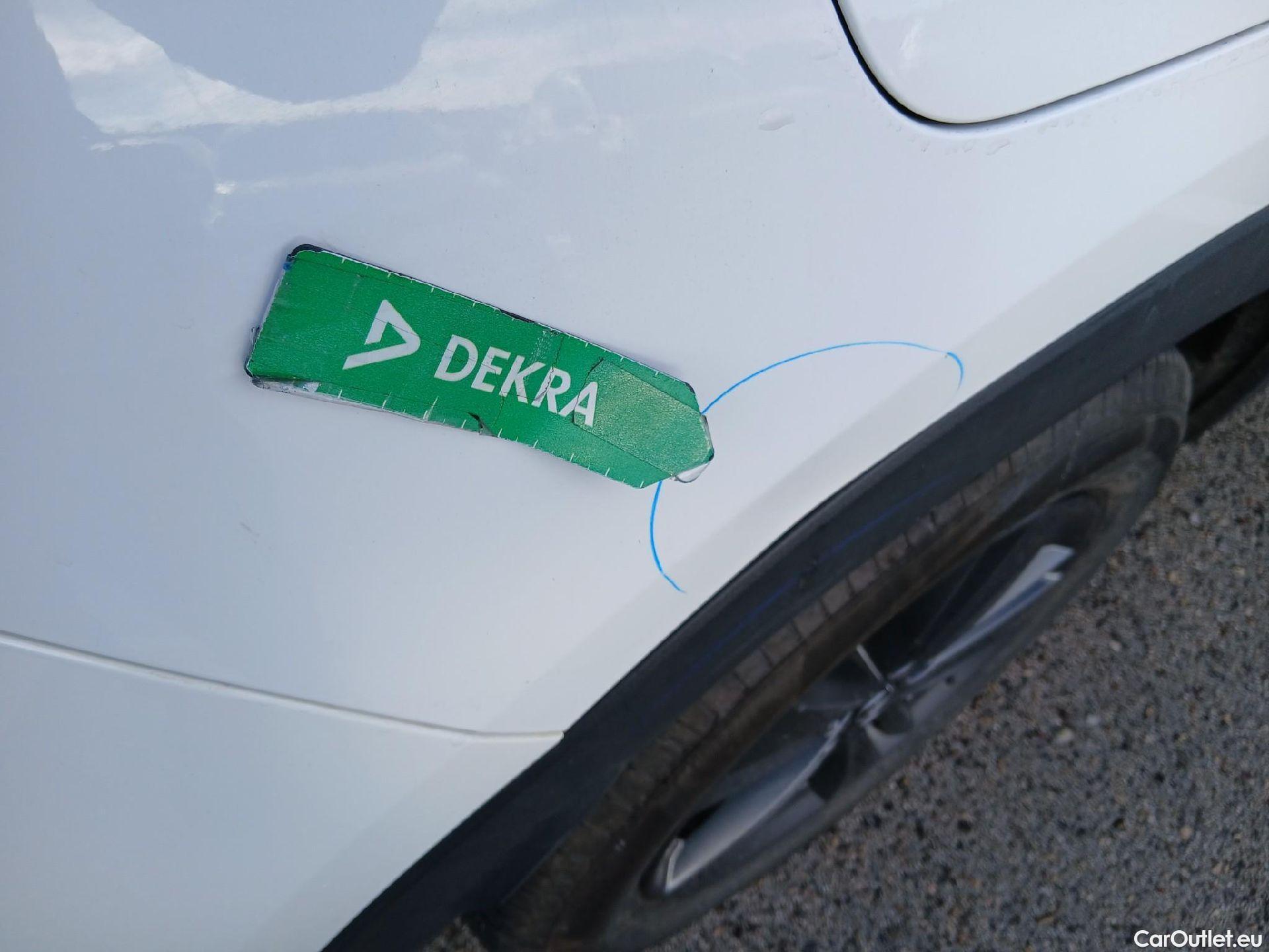  Opel   Grandland X OPEL Grandland / 2021 / 5P / todoterreno 1.5 CDTi Business Edition Auto #23