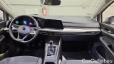  Volkswagen  Golf  2.0 TDI SCR Life Variant #6