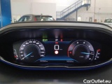  Peugeot  3008 PEUGEOT  / 2020 / 5P / SUV BLUEHDI 130 EAT8 SeS ALLURE #4