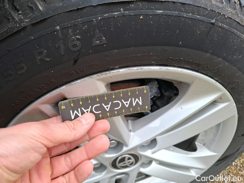  Toyota  Corolla TOYOTA  Touring Sports / 2018 / 5P / Break Hybride 122h Dynamic Business Beyond Zer #7