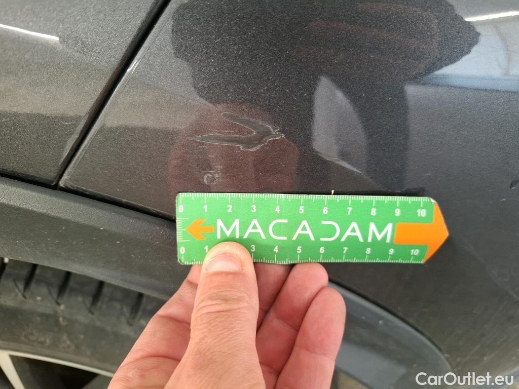  Toyota  C-HR TOYOTA  / 2016 / 5P / SUV 1.8 HYBRIDE 122 DISTINCTIVE #14