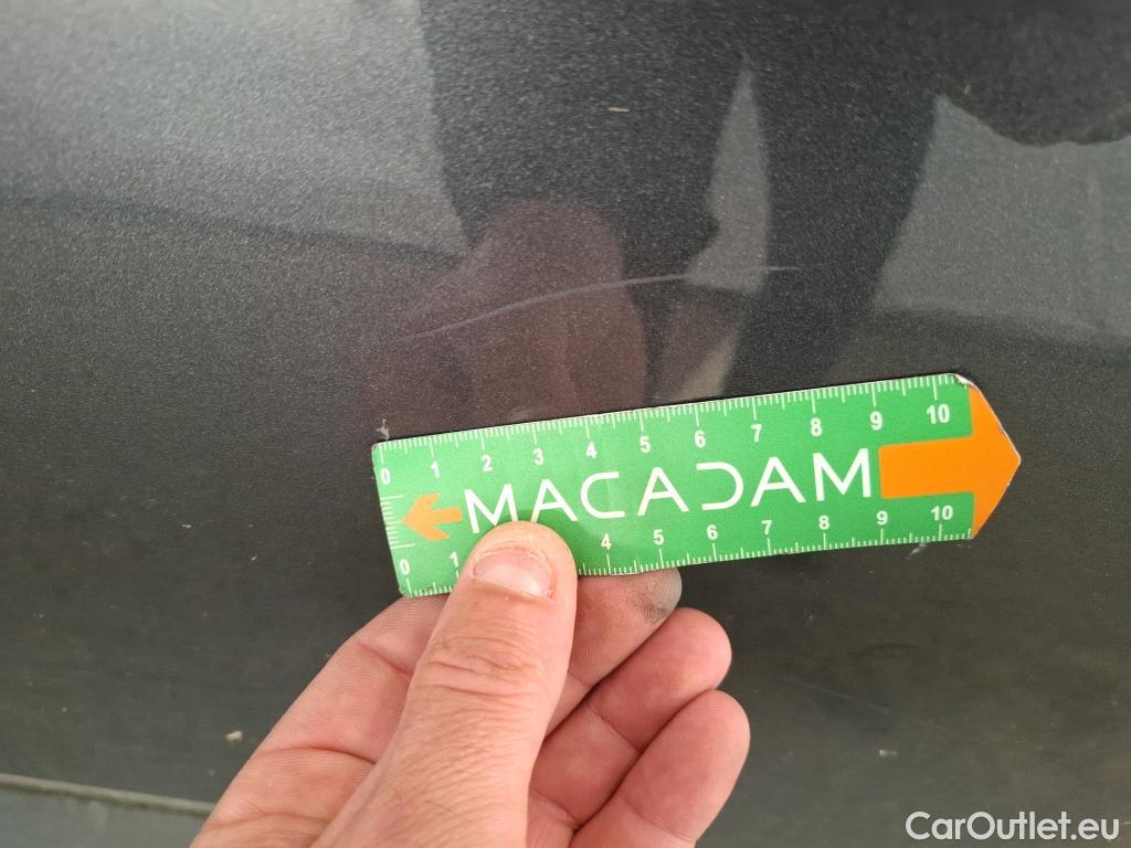  Toyota  C-HR TOYOTA  / 2016 / 5P / SUV 1.8 HYBRIDE 122 DISTINCTIVE #34