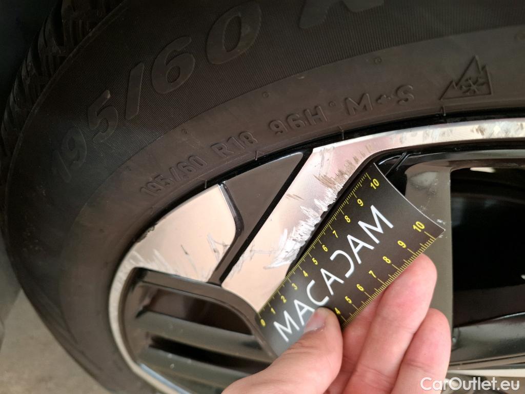  Citroen  C4  Berline Feel Pack Business 1.5 BlueHDI 110CV BVM6 E6d #28