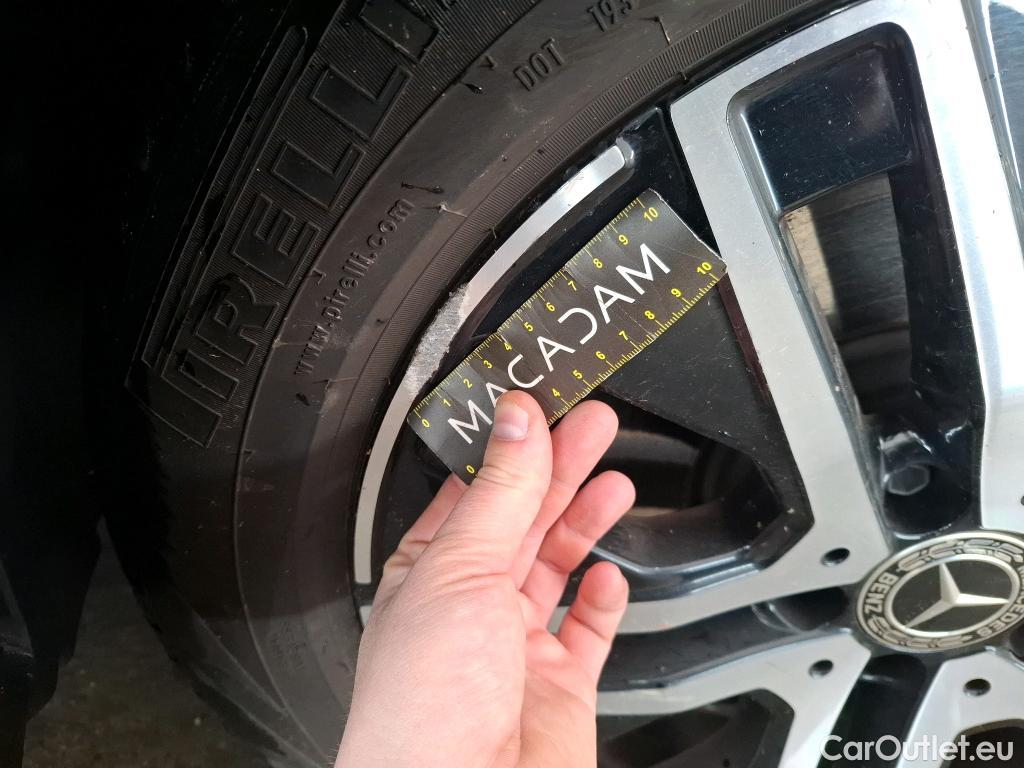  Mercedes  GLA MERCEDES-BENZ  / 2020 / 5P / SUV 1.3  250 e BUSINESS LINE DCT #12