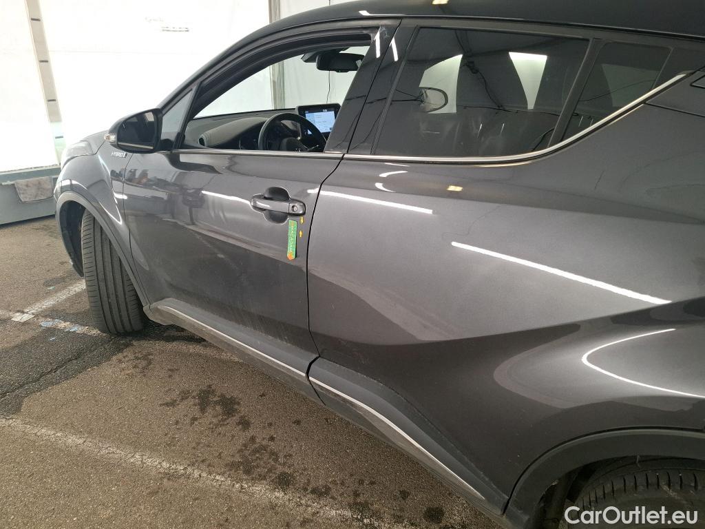  Toyota  C-HR TOYOTA  / 2016 / 5P / SUV 1.8 HYBRIDE 122 DISTINCTIVE #23