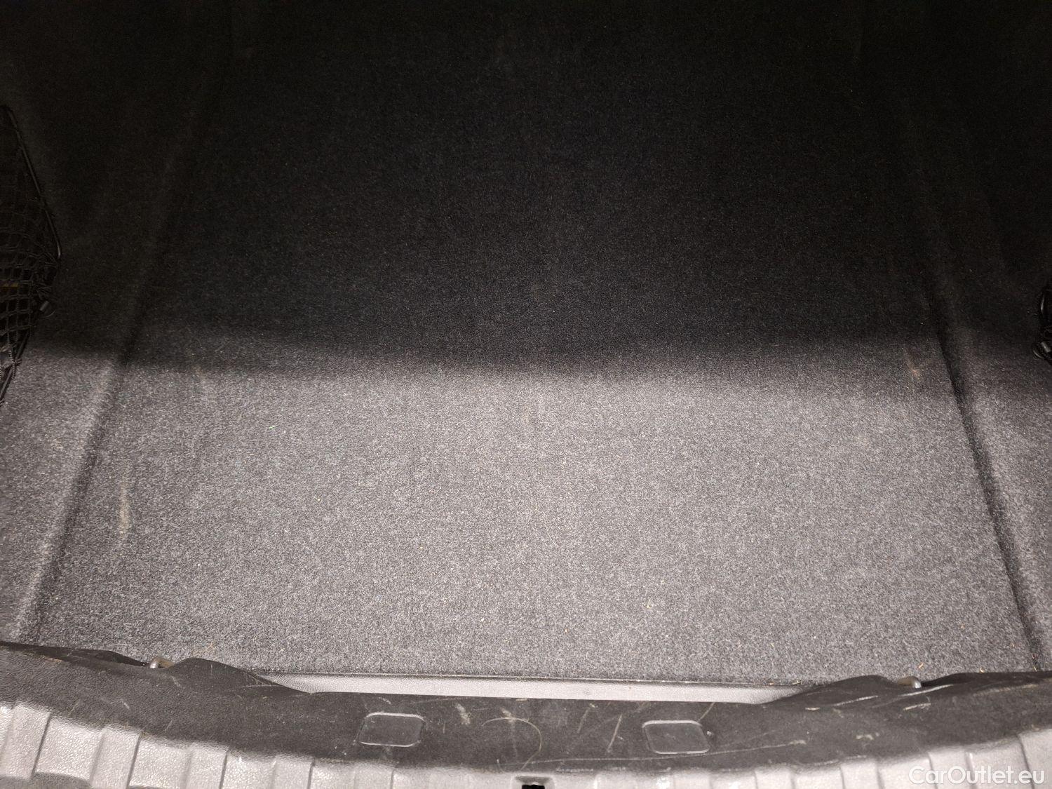  Bmw  Serie 3 BMW, 3-serie '18, BMW 3 Reeks Berline 318iA (115 kW) 4d #1