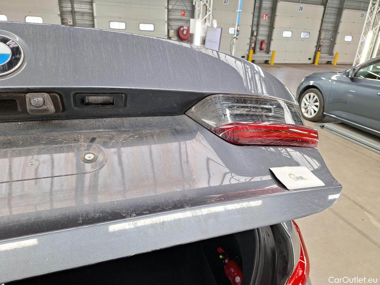  Bmw  Serie 3 BMW, 3-serie '18, BMW 3 Reeks Berline 318iA (115 kW) 4d #27