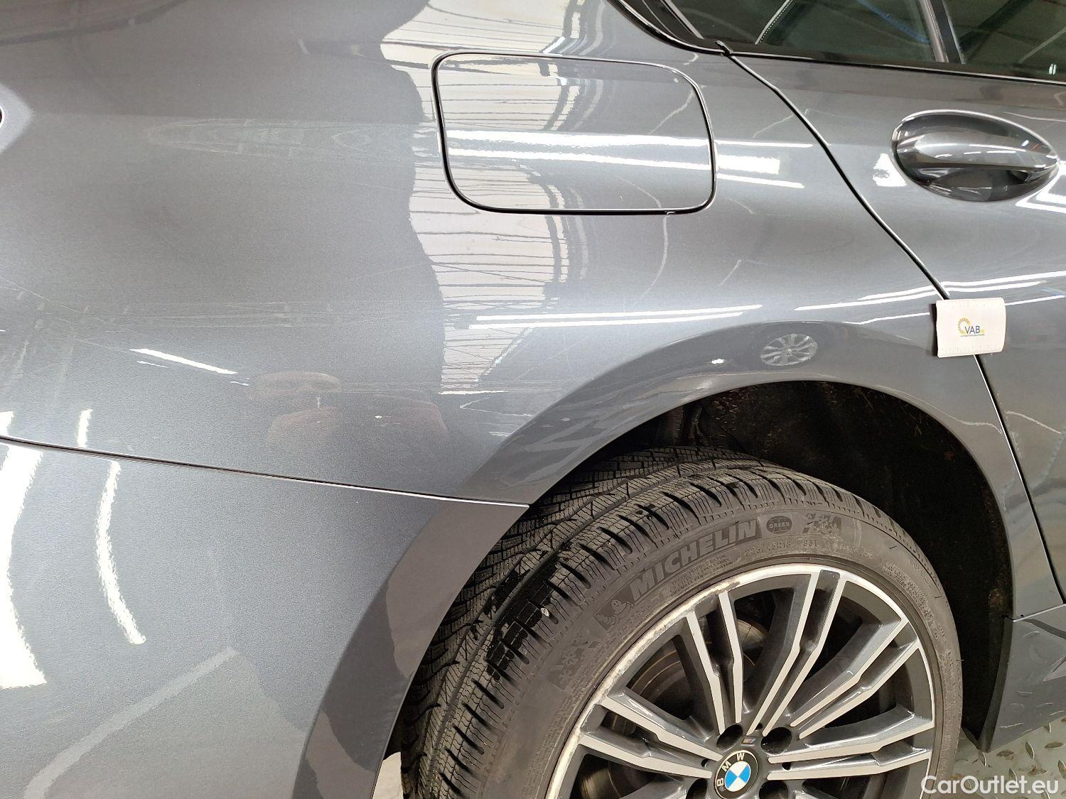  Bmw  Serie 3 BMW, 3-serie '18, BMW 3 Reeks Berline 318iA (115 kW) 4d #18